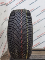 Kleber Krisalp HP3 R17 215/50