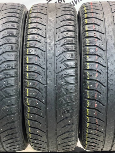 Bridgestone Ice Cruiser 7000 R17    225/65