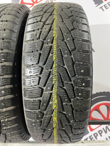 Nokian Tyres Hakkapeliitta 7 R17 235/65