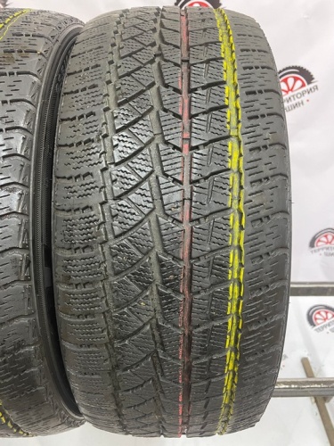 DoubleStar WinterKing DW02 R18 235/45 94T