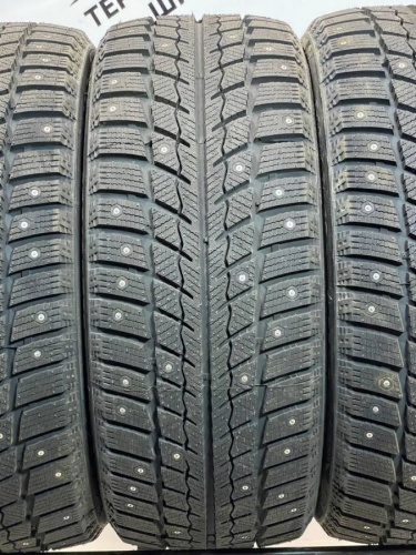 Zeta Antarctica ICE R18    245/45