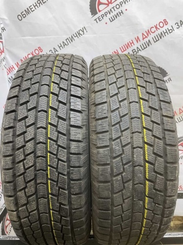 Hankook nordik iz R17 235/60 102T