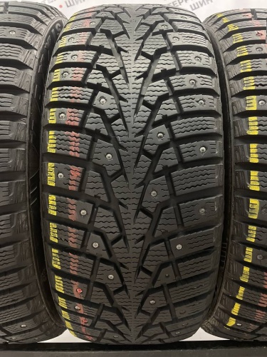 Maxxis Arctictrekker NP3 R17 205/50