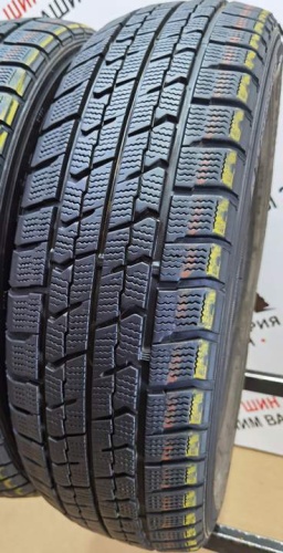 GoodYear Ice Navi Zea II R17 215/60