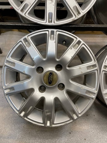 Литые FORD R14	 4*108    5,5J   ET47   цо63,3