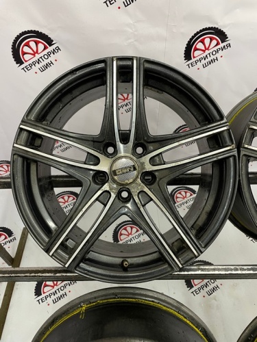 Диски литье  R17 5*114,3 Ет35 7,5J цо 67,1