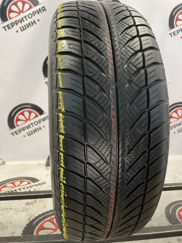 Goodyear UltraGrip 8 RFT  R16 205/60