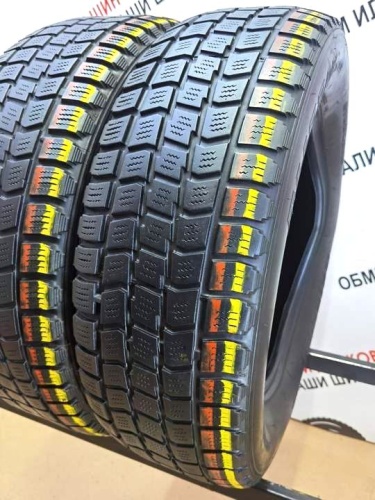 Bridgestone Blizzak LM-18C R16 215/65 C