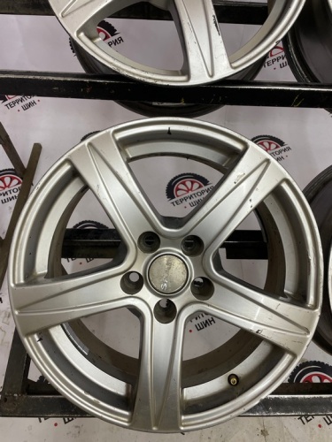 Литье VAG 5*105 ЕТ39 DIA57,1 J6,5