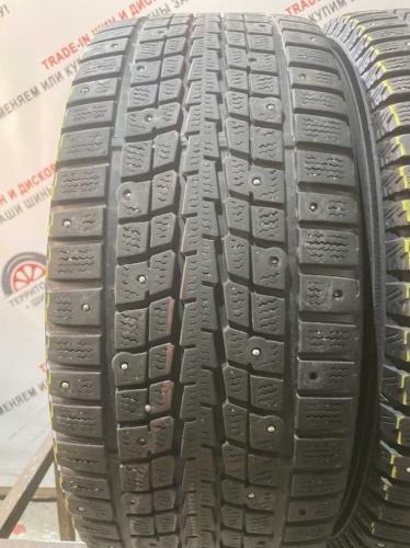 Dunlop SP Winter Ice 01 R16 215/55