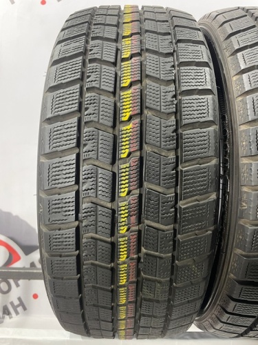 Goodyear Ice Navi 7 R17 215/45