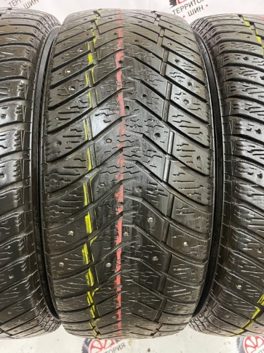 Yokohama IceGuard 65 R16 205/55 94T