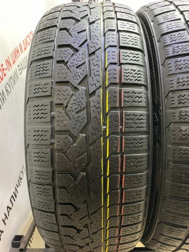 Kumho I'Zen RV Asymmetric R17 235/65