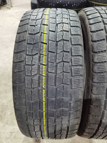 Goodyear UltraGrip Ice Navi Zea R18 225/40