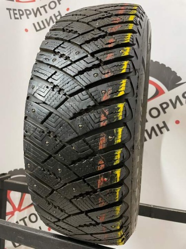Goodyear Ultragrip Ice Arctic R15 205/65