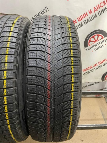Michelin X-Ice 3 R17 215/65.