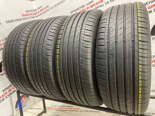 Goodyear EfficientGrip Performance  R17	215/55