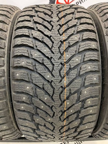 Nokian Tyres Hakkapelitta 9 R18 275/40
