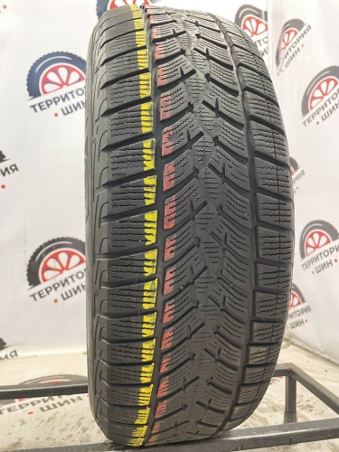 Goodyear UltraGrip Performance  R17 215/65