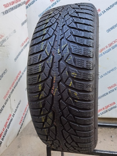 Nokian Tyres WR D4 R16 215/65