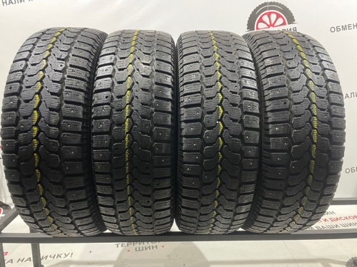 Yokohama IceGuard stud f-700z R16 215/70