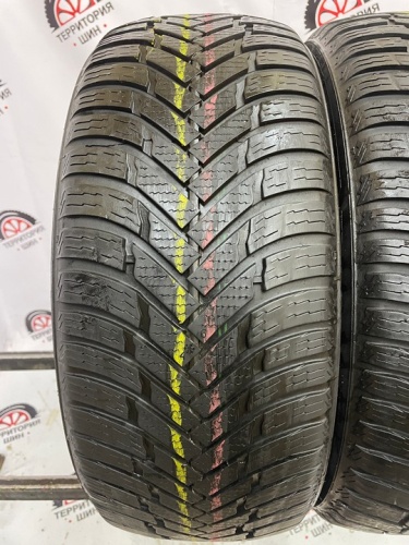 Nokian WeatherProof 215/55 97V XL R16