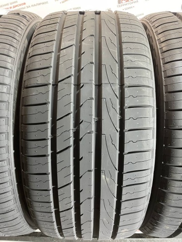 Zeta Impero R22	275/40