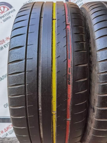 Michelin Pilot Sport 4S R20 235/45