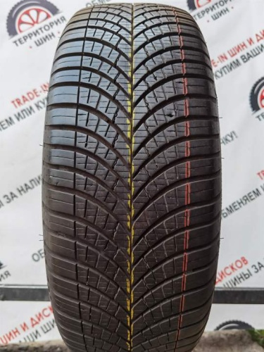 Goodyear vector4seasons R17 205/55.