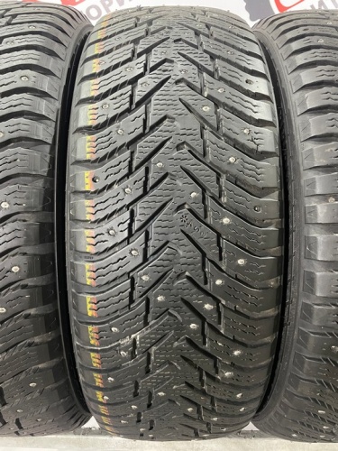 Nokian Tyres Hakkapeliitta 8 SUV R20 235/55