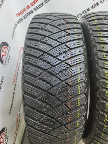 Goodyear Ultragrip Ice Arctic R16 205/60