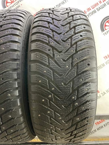 Nokian HKPLT 8 SUV R18 235/60
