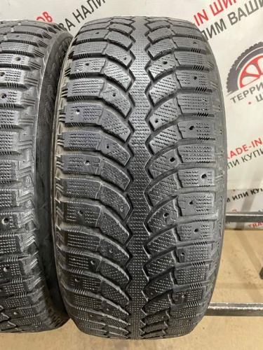 Bridgestone Spike-01 R17 215/55