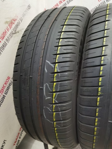 Michelin Pilot Sport 3 R18	215/45