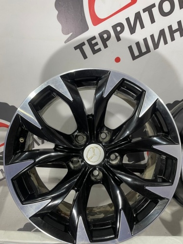 Литые диски MAZDA R17 5х114.3 ET50 ЦО 67.1 7J
