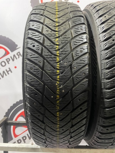 Yokohama Ice Guard IG65 R17 215/65