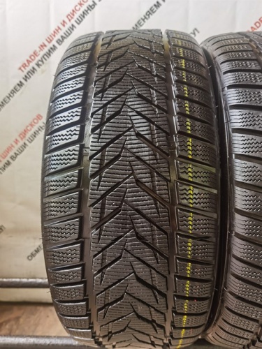 Vredestein Wintrac Xtreme 205/45 R17