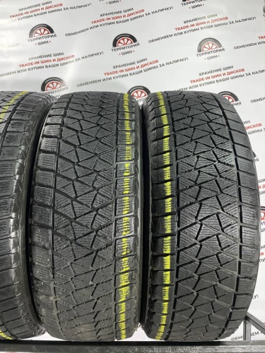 Bridgestone Blizzak DM-V2  R18 225/60