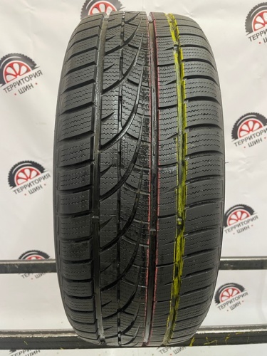 Hankook Winter I*Cept Evo R17 215/55 98V