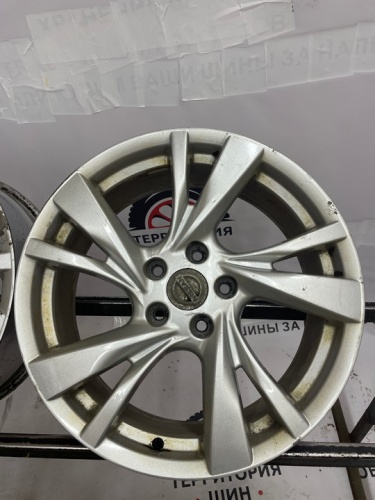 Литье Ниссан R18 7.5J 5*114,3 ЦО66,1 ЕТ50