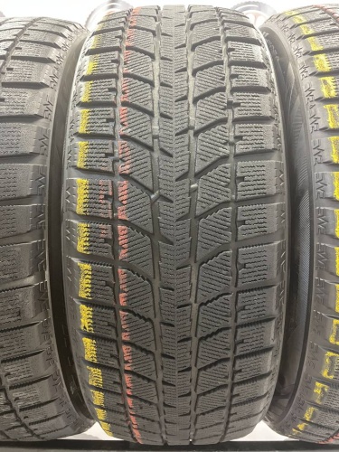 Bridgestone Blizzak WS-70 R18 215/55