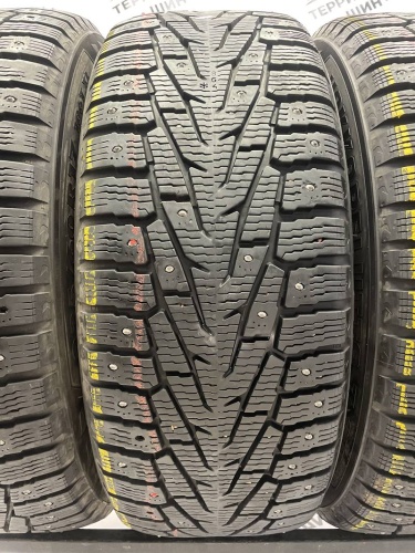 Nokian Tyres Hakkapeliitta 7  R17 235/60