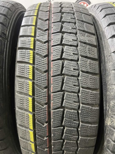 Dunlop Winter Maxx WM01 R16 215/65