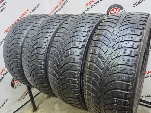 Bridgestone Blizzak Spike-01 R17 215/55