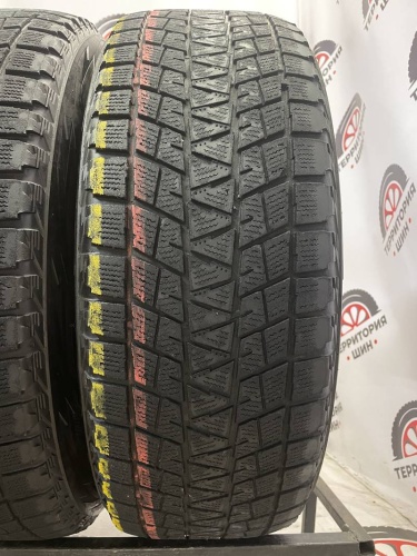 Bridgestone Blizzak DM-V1 R17 235/65