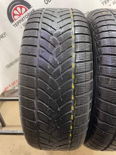 Goodyear UltraGrip Ice R18 285/60