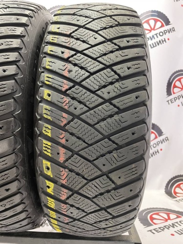 Goodyear Ultragrip Ice Arctic R15 195/65
