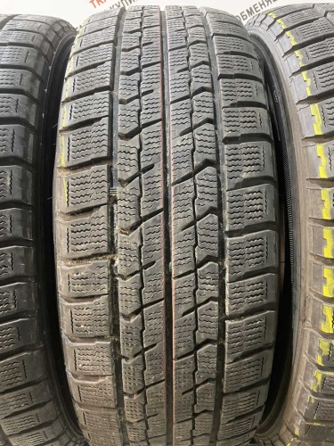Goodyear Ice Navi Zea II R16 205/65