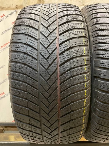Bridgestone Blizzak LM-005 R20	285/45