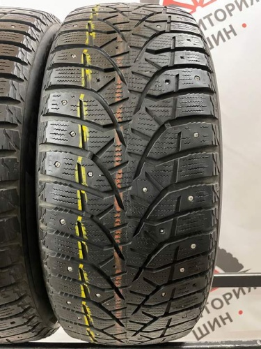 Bridgestone Blizzak Spike 02 R18 235/55